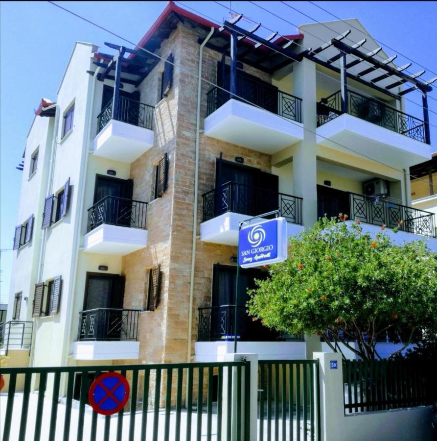 San Giorgio Luxury Apartments Ierissos Exterior photo
